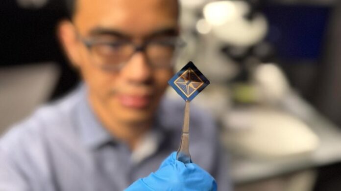This Tiny Chip Sees like an Eye, Thinks like a Brain, And Remembers Instantly.