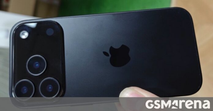 iPhone 17 Pro stars in new hands-on images