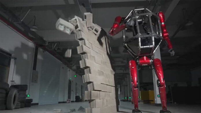 Robotics Company Unveils World’s First Production-Ready Manned Transformable Mecha