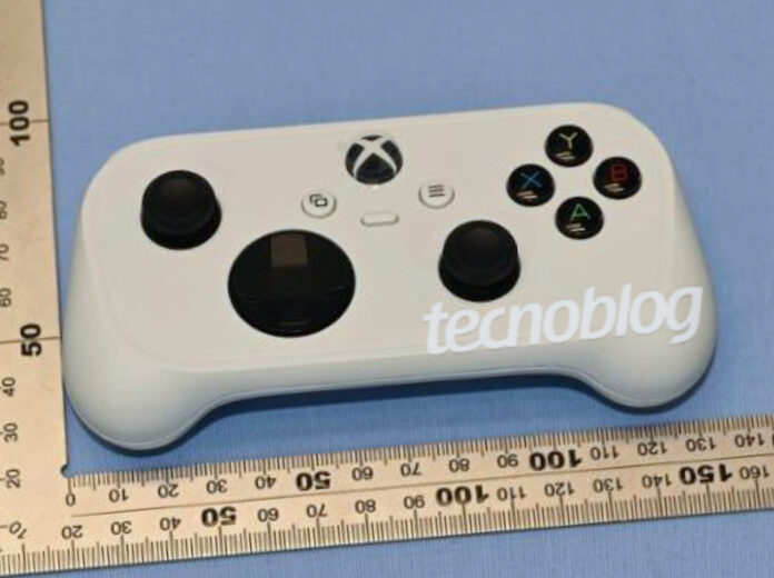 New Microsoft Xbox controller rears its head in two colours