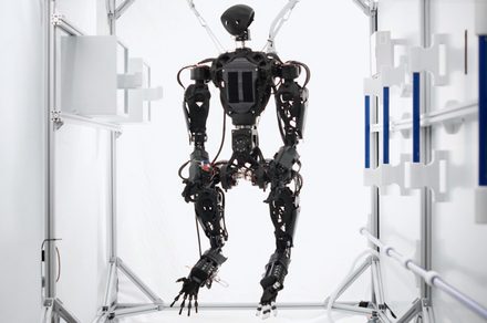 China will put a unique ID code on humanoid robots, just like citizen ID for us humans